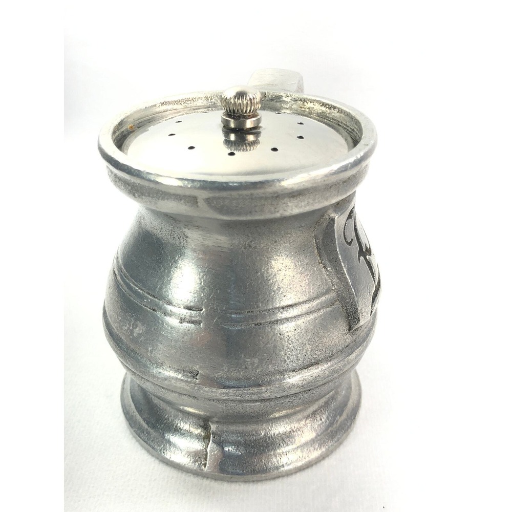 Wilton Armetale RWP Pewter‎ Salt & Pepper Shakers Plough Tavern Pattern Vintage - Picture 10 of 16